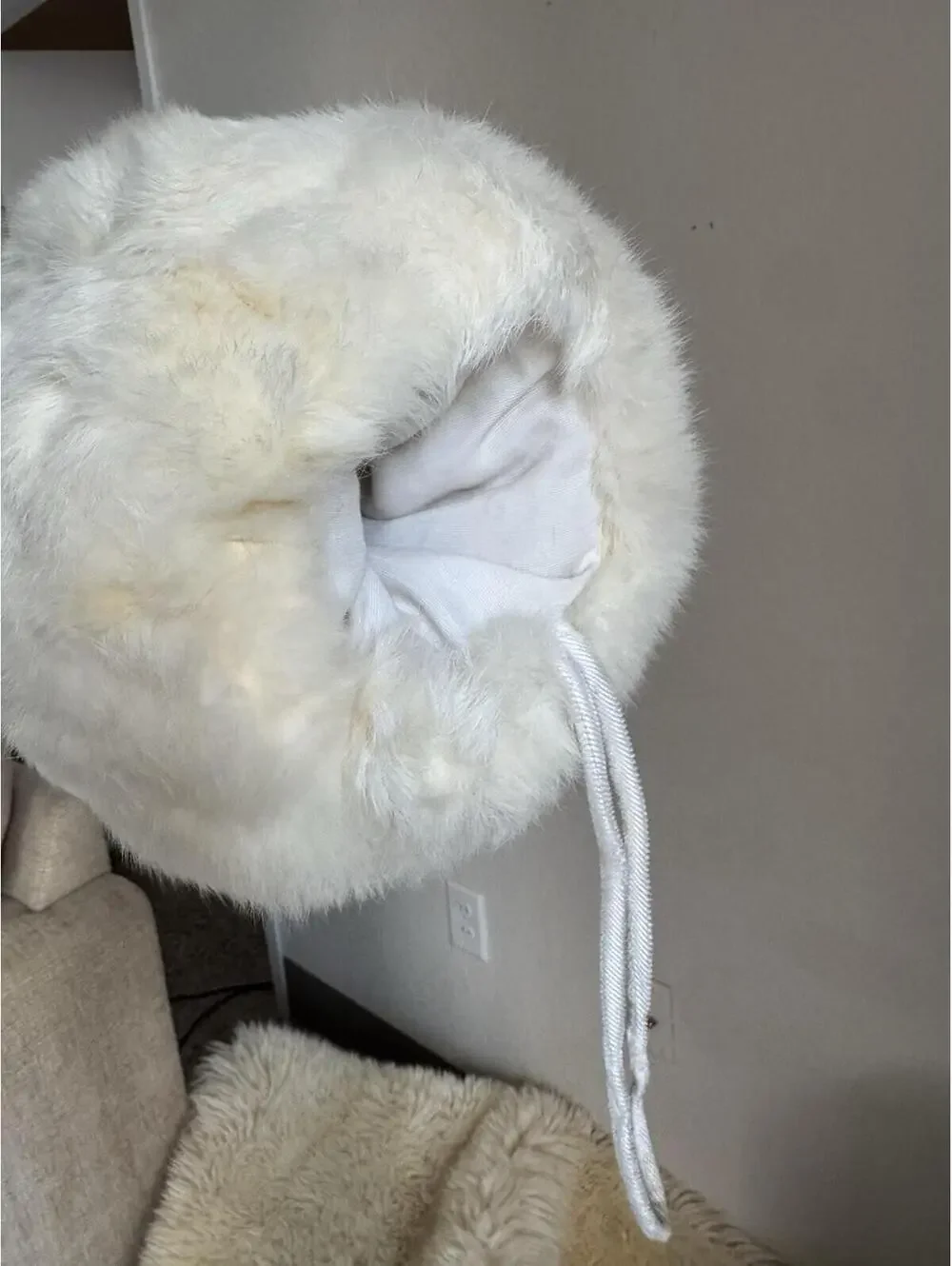 VTG Genuine Rabbit Fur Hand Muff Warmer Fuzzy Pouch Muffler Wedding White
